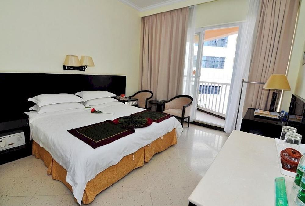 Sanya Jingwei Hotel - 싼야 외부 사진
